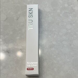 Sculpted Lip Liner - Mulberry